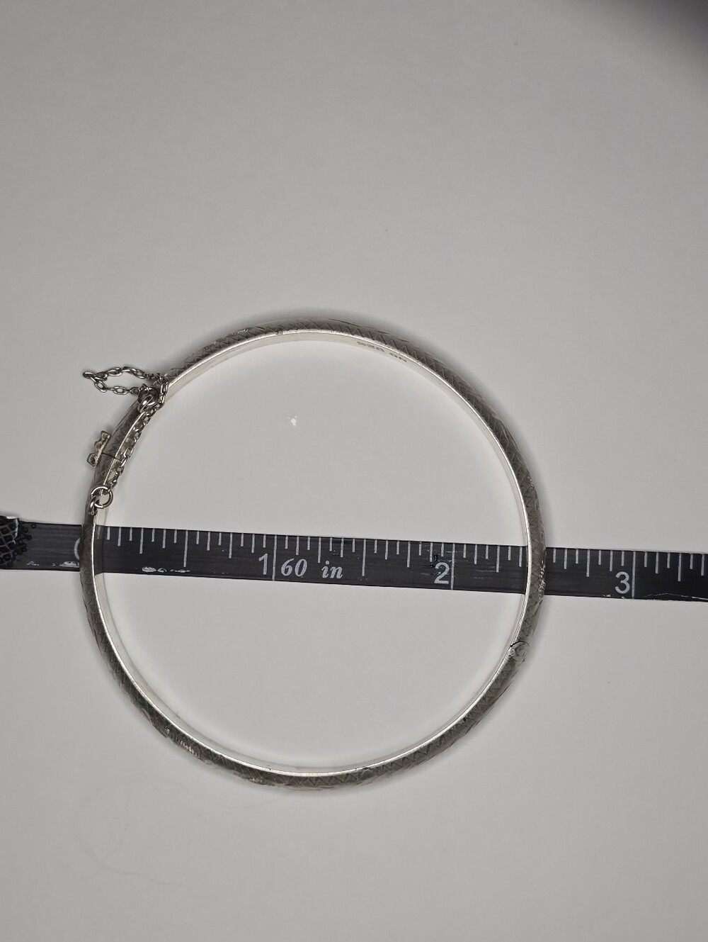 Vintage Engraved 925 Sterling Silver Bangle Bracelet - Picture 6 of 6